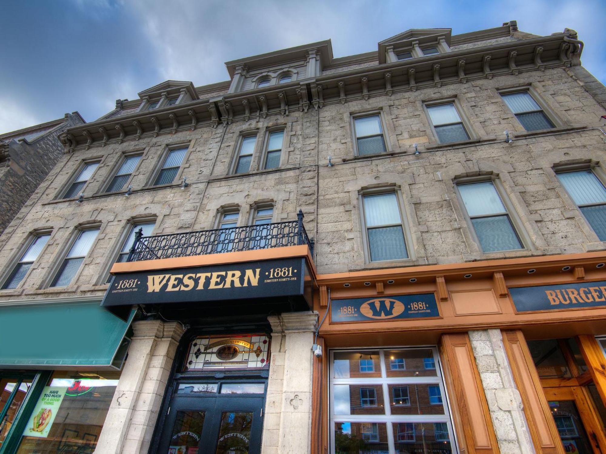 Western Hotel & Executive Suites Guelph Exterior foto